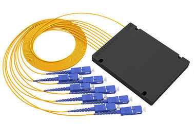디지털 방식으로 수동태 PLC 광섬유 쪼개는 도구 1x8 아BS는 SC/PC 연결관을 가진 유형을 상자에 넣습니다