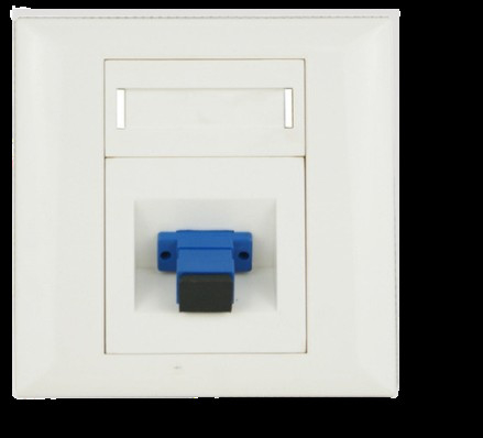 주문 IP20 등급 LC/SC 소켓 86 * 86mm 크기 및 고성능 섬유 정렬을 위한 0.1dB 손실 online manufacture