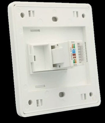 주문 산업용 CAT7 네트워크 소켓 110-240V 전압과 벽에 장착된 설치 online manufacture
