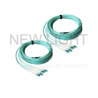 주문 남자 MTP 트렁크 케이블에 대한 OM3 OM4 프리 연결기 페마일레 online manufacture