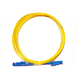 E2000 UPC 광섬유 접속 코드는 플라스틱 모자에게 단순한 단일 모드 2.0 Diamter를 타자를 칩니다